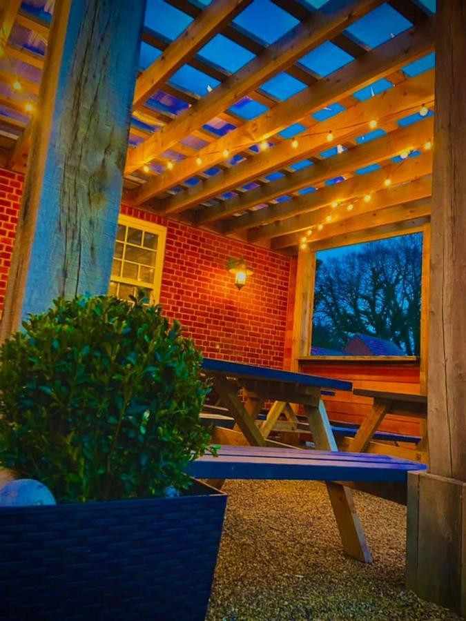 Вилла The Kings Arms - Fleggburgh Экстерьер фото